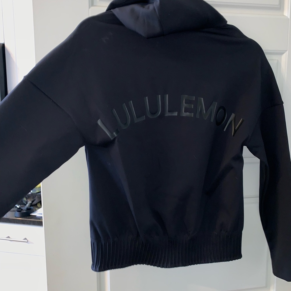 Lululemon Cropped Jacket